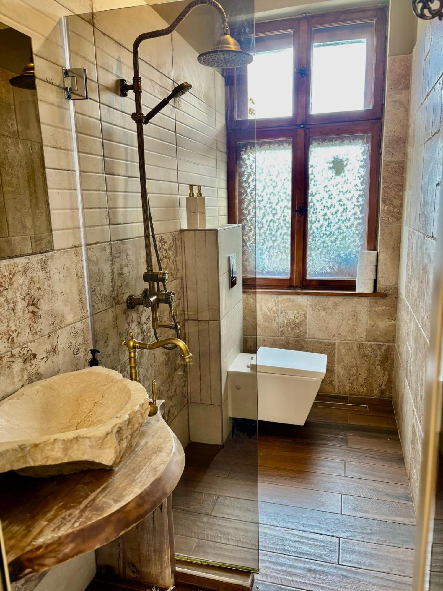 דירה Center Stylish 3 Bedroom סופיה