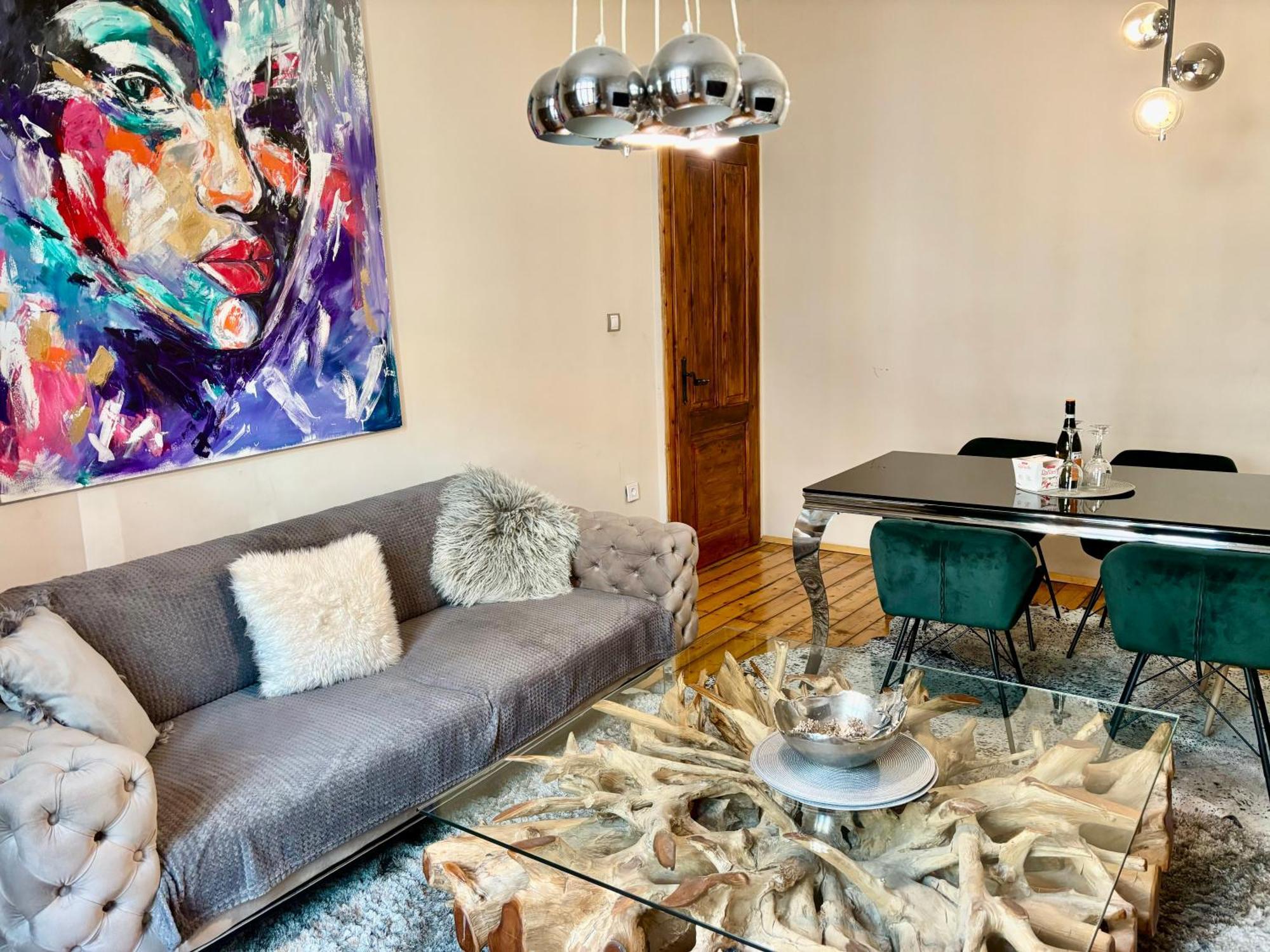 Center Stylish 3 Bedroom * Sofia