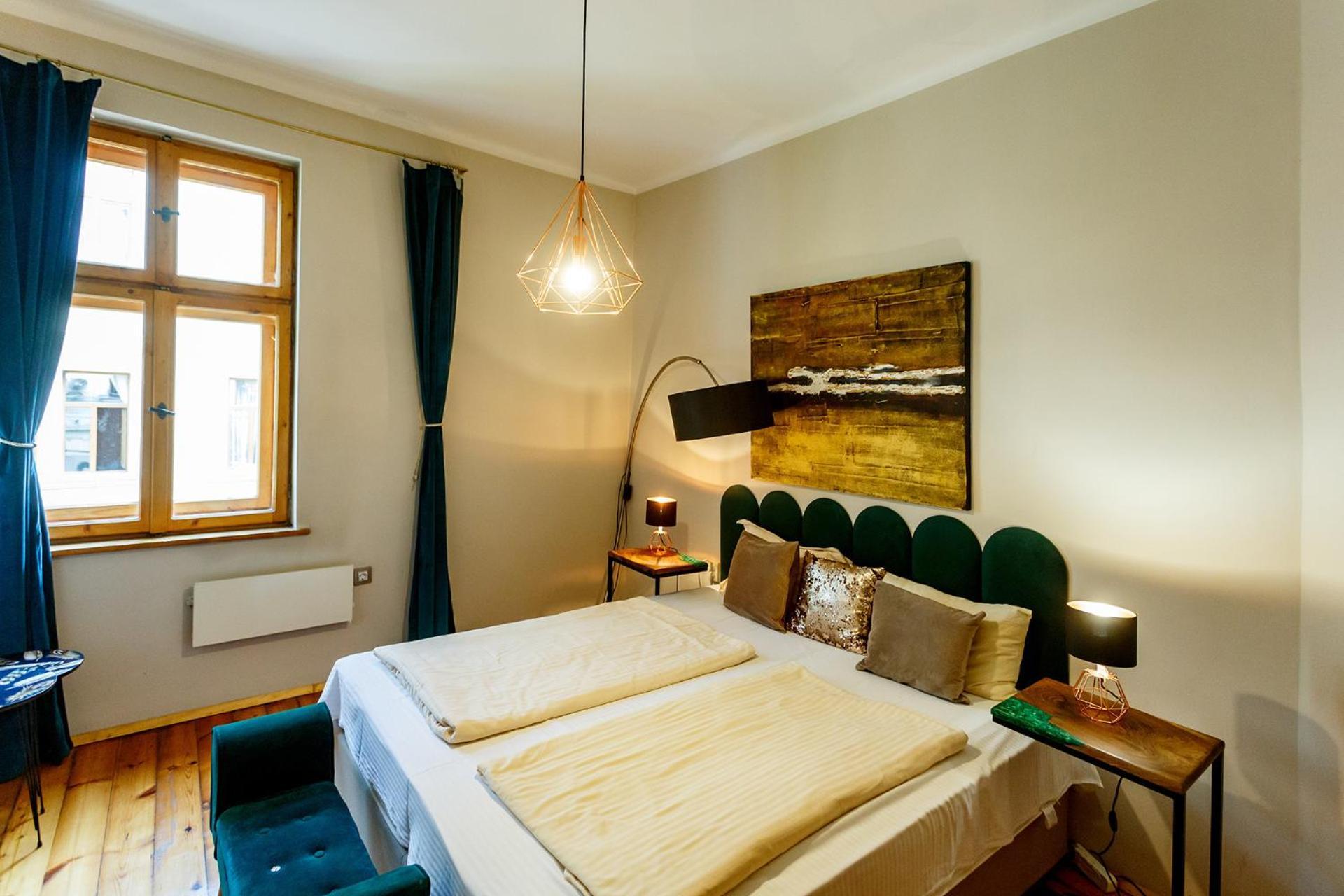 Center Stylish 3 Bedroom Apartament *