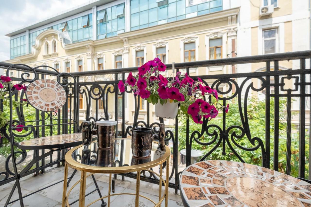 Apartament Center Stylish 3 Bedroom Sofia